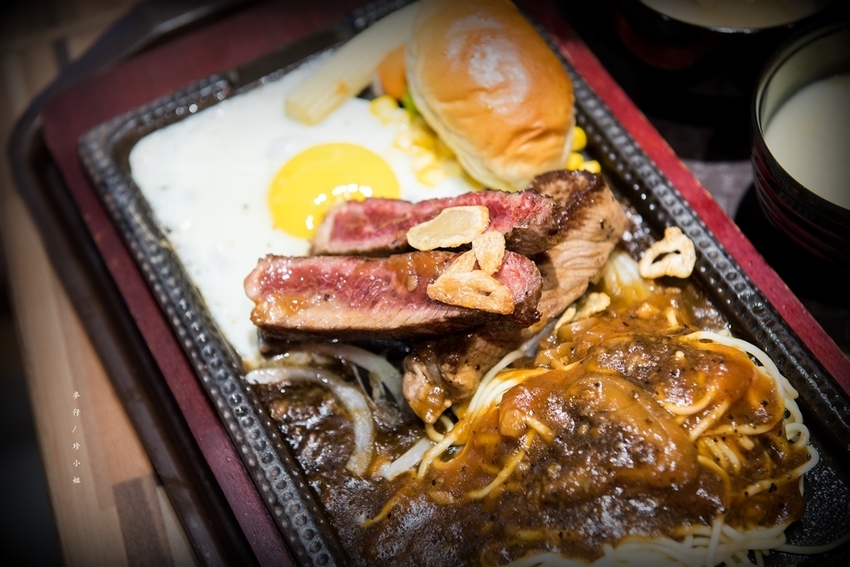 【台北美食】鉄火牛排2.0進駐新光三越A11美食街～900度超級烤箱製作的牛排280元起就吃得到｜捷運市政府站美食