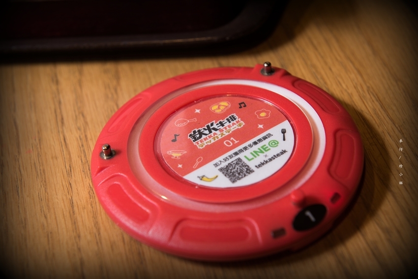 【台北美食】鉄火牛排2.0進駐新光三越A11美食街～900度超級烤箱製作的牛排280元起就吃得到｜捷運市政府站美食