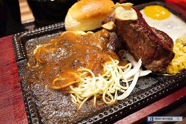 台北牛排【鉄火牛排】樂軒旗下平價超火台北必吃牛排〡新光三越A11信義區牛排推薦