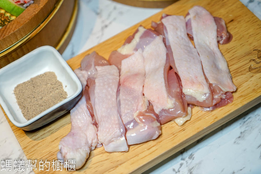 台中源鍋精緻鍋物 | 台中海鮮鍋物推薦，公益路美食，霸氣雙人海鮮船，特色麻油螃蟹鍋，回味無窮。 - 螞蟻幫的櫥櫃