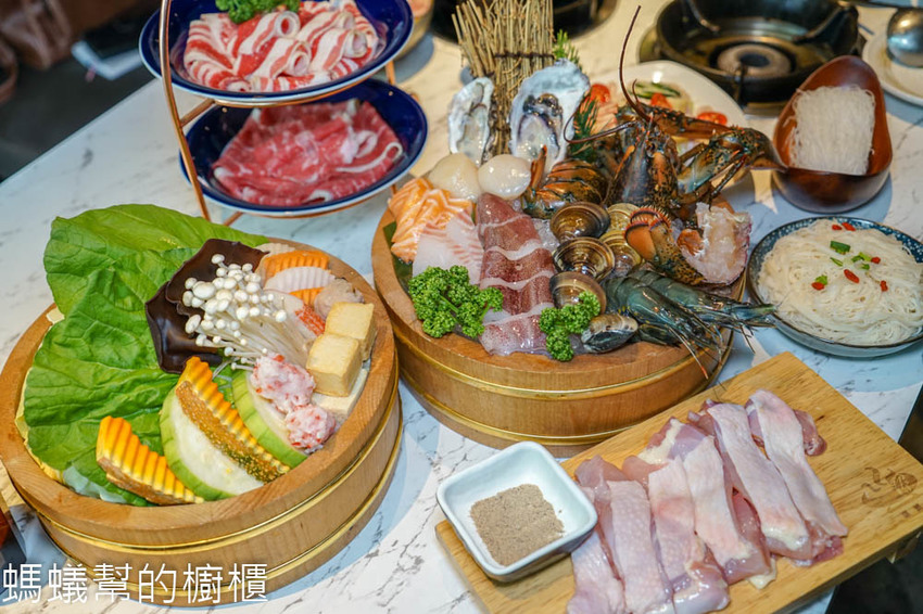 台中源鍋精緻鍋物 | 台中海鮮鍋物推薦，公益路美食，霸氣雙人海鮮船，特色麻油螃蟹鍋，回味無窮。 - 螞蟻幫的櫥櫃