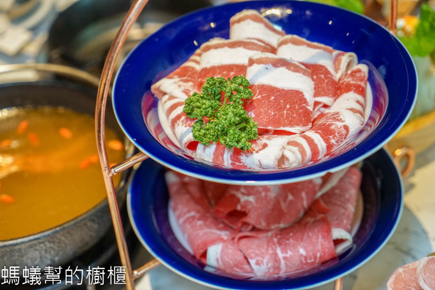 台中源鍋精緻鍋物 | 台中海鮮鍋物推薦，公益路美食，霸氣雙人海鮮船，特色麻油螃蟹鍋，回味無窮。 - 螞蟻幫的櫥櫃