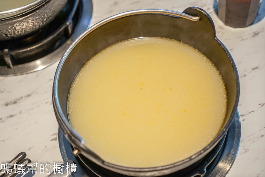 台中源鍋精緻鍋物 | 台中海鮮鍋物推薦，公益路美食，霸氣雙人海鮮船，特色麻油螃蟹鍋，回味無窮。 - 螞蟻幫的櫥櫃