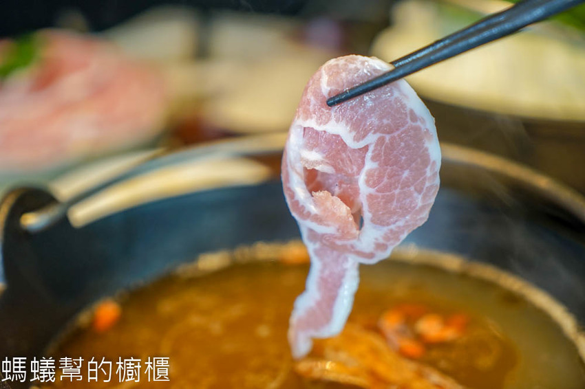 台中源鍋精緻鍋物 | 台中海鮮鍋物推薦，公益路美食，霸氣雙人海鮮船，特色麻油螃蟹鍋，回味無窮。 - 螞蟻幫的櫥櫃