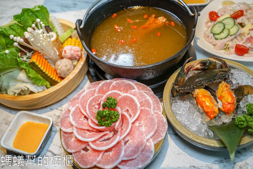台中源鍋精緻鍋物 | 台中海鮮鍋物推薦，公益路美食，霸氣雙人海鮮船，特色麻油螃蟹鍋，回味無窮。 - 螞蟻幫的櫥櫃