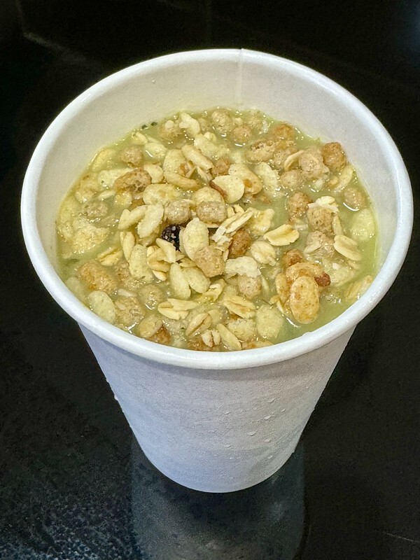 桃園市中壢區桃園美食｜「彭春妹」客家美味麻糬：糯米風華，口感與情感的完美交融。（中壢美食/客家點心)