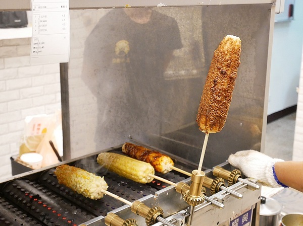 玉米傳奇-台南永康店:玉米傳奇-台南永康醬烤玉米小吃 現烤玉米不掉醬 清爽路線可以多吃兩支