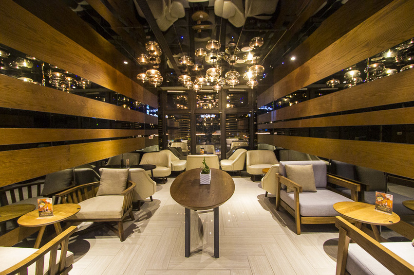 【宜蘭景點】羅東夜景私房景點|村却國際溫泉酒店|THE ROOF 190星空酒吧~宜蘭首創空中酒吧,羅東百萬夜景盡收眼底