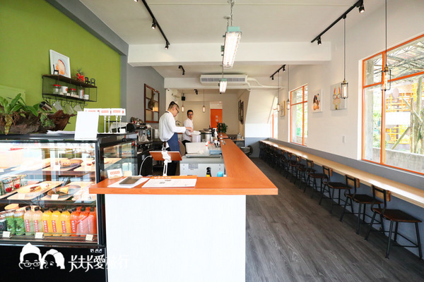 秀福合作社 Sure Food Curry&Coffee:宜蘭美食-秀福合作社|龜山島造型咖哩飯!午茶甜點幸福轉運站幾米公園旁