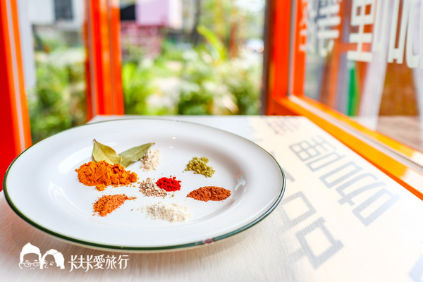 秀福合作社 Sure Food Curry&Coffee:宜蘭美食-秀福合作社|龜山島造型咖哩飯!午茶甜點幸福轉運站幾米公園旁