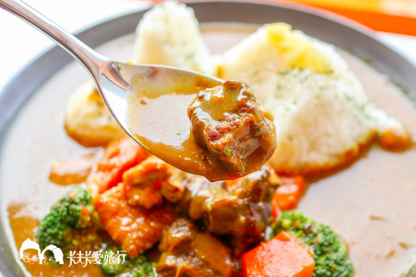 秀福合作社 Sure Food Curry&Coffee:宜蘭美食-秀福合作社|龜山島造型咖哩飯!午茶甜點幸福轉運站幾米公園旁