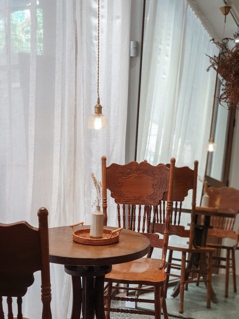 高雄美食||裹麵-我在韓系風格的餐館，吃著台灣傳統拌麵與滷味||苓雅區、傳統美食