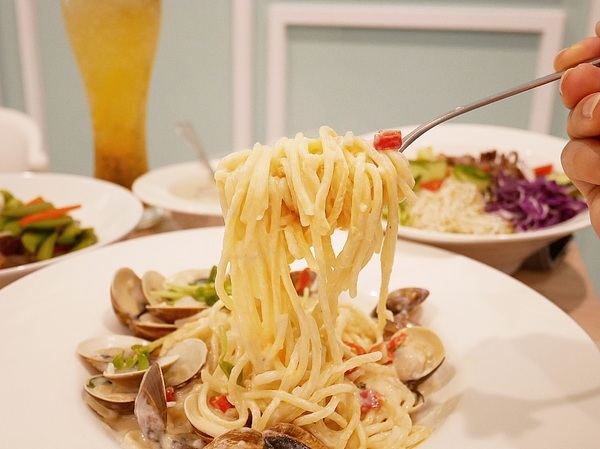 初莧Choosing：初莧Choosing-台中北屯區義大利麵、低卡餐  前一天吃太多嗎？  那今天就來這邊減少罪惡感  輕鬆、飽足又沒負擔