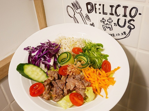 初莧Choosing：初莧Choosing-台中北屯區義大利麵、低卡餐  前一天吃太多嗎？  那今天就來這邊減少罪惡感  輕鬆、飽足又沒負擔