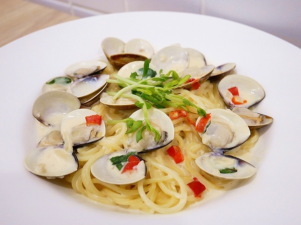 初莧Choosing：初莧Choosing-台中北屯區義大利麵、低卡餐  前一天吃太多嗎？  那今天就來這邊減少罪惡感  輕鬆、飽足又沒負擔