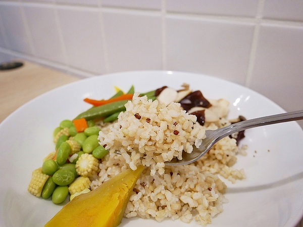 初莧Choosing：初莧Choosing-台中北屯區義大利麵、低卡餐  前一天吃太多嗎？  那今天就來這邊減少罪惡感  輕鬆、飽足又沒負擔