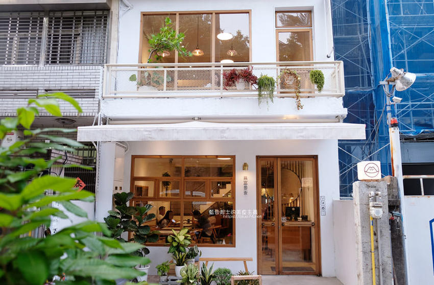 新竹東區│Yamada山田麻糬製造所-新竹好吃麻糬，人氣麻糬專賣店，可愛中藥包包裝，近大遠百 - 藍色起士的美食主義