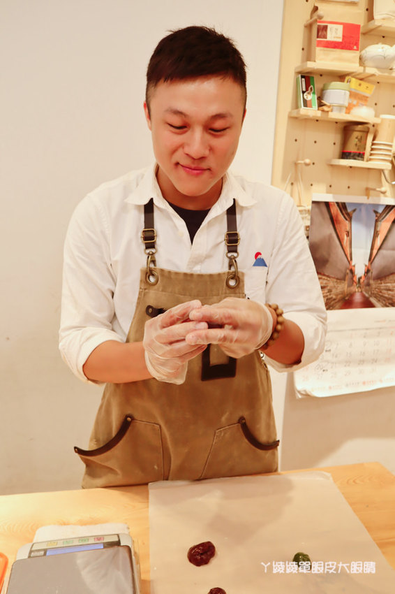 新竹大遠百附近美食推薦!Yamada山田麻糬製造所,買氣超夯的日式文青麻糬店 新竹大遠百附近美食推薦!Yamada山田麻糬製造所,買氣超夯的日式文青麻糬店