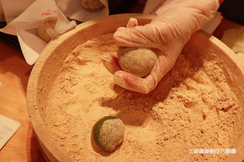 新竹大遠百附近美食推薦!Yamada山田麻糬製造所,買氣超夯的日式文青麻糬店 新竹大遠百附近美食推薦!Yamada山田麻糬製造所,買氣超夯的日式文青麻糬店