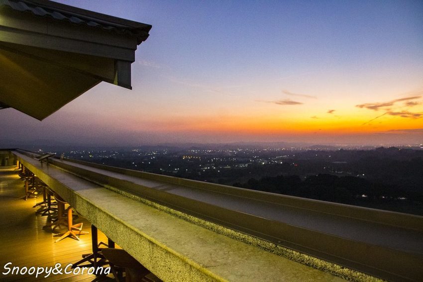 【住宿．嘉義】嘉義親子住宿／雲登景觀飯店～兒童賽車場、兒童遊戲室，還有270度超廣角無敵美景