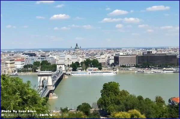 66000822_2578875685457887_5069641892820418560_n