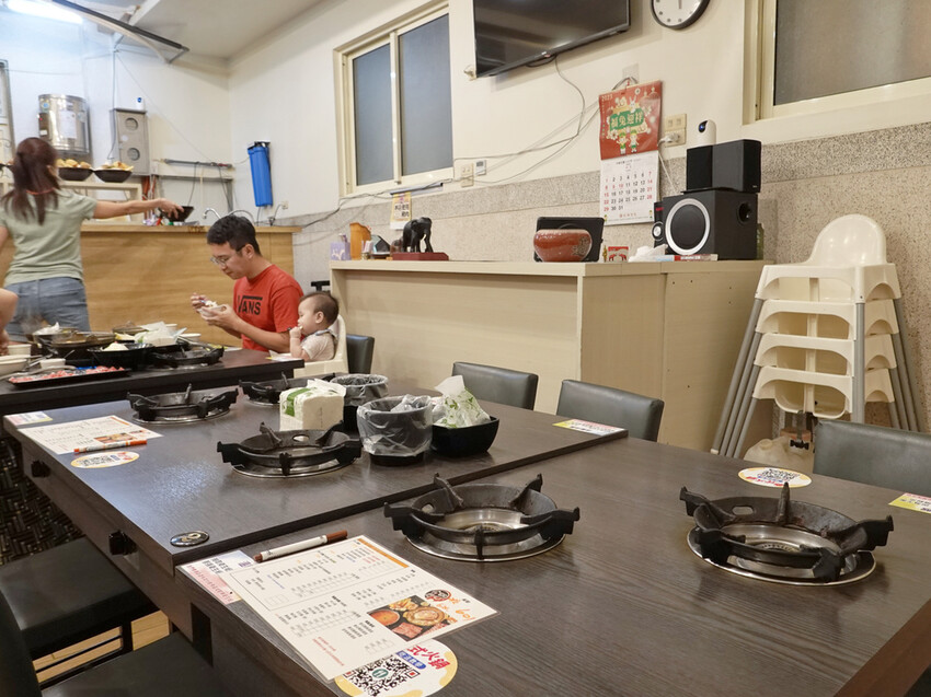 南投縣草屯鎮南投草屯—一饌泰式銅盤燒烤火鍋｜草屯田間人氣泰式火鍋｜北投路