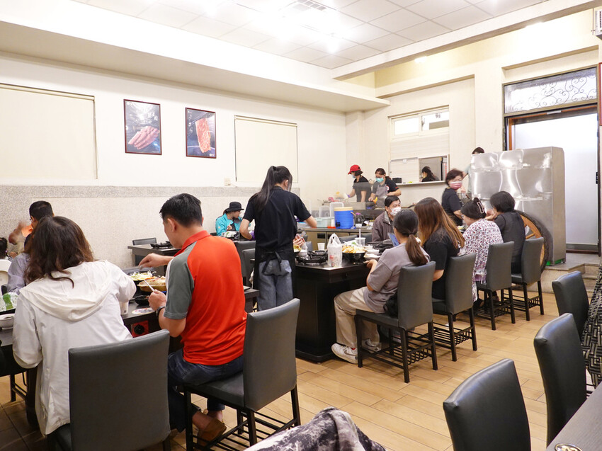 南投縣草屯鎮南投草屯—一饌泰式銅盤燒烤火鍋｜草屯田間人氣泰式火鍋｜北投路