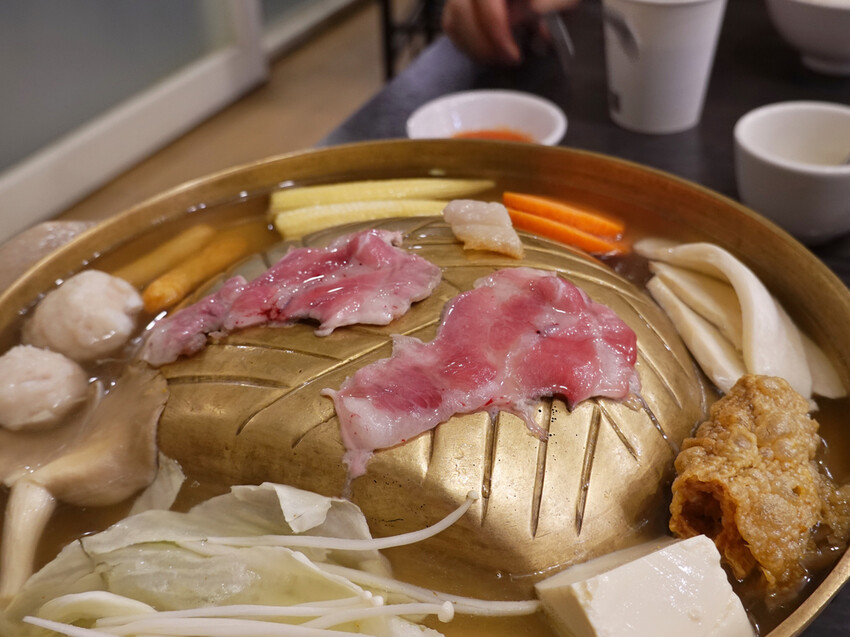 南投縣草屯鎮南投草屯—一饌泰式銅盤燒烤火鍋｜草屯田間人氣泰式火鍋｜北投路