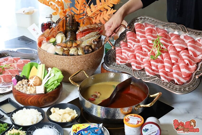 【台南火鍋】叢林系南洋風格型態的火鍋店!海鮮肉品滿到整個快溢出來。母親節、父親節聚餐推薦:花花世界鍋物WHATSWORLDresort-台南東區總店-火鍋界中的唯一奇葩 - 熱血玩台南。跳躍新世界