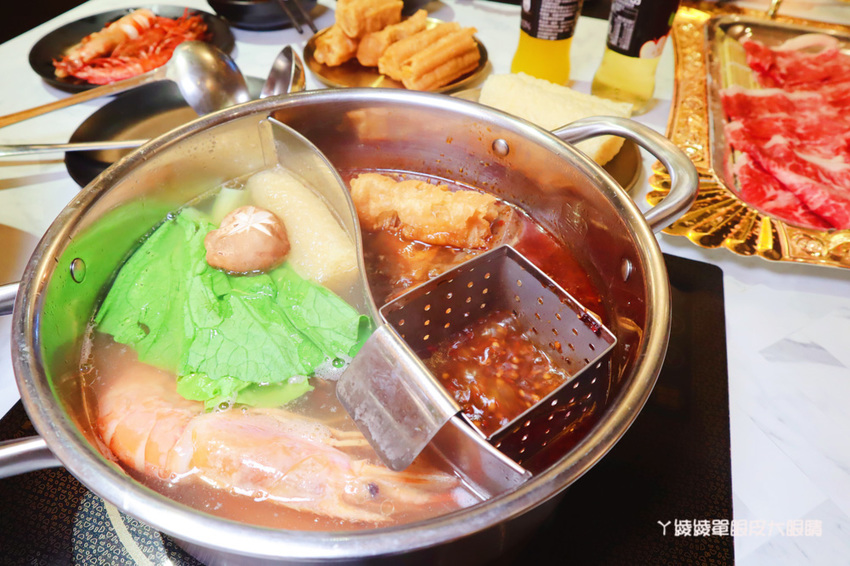 台南火鍋推薦花花世界鍋物-火鍋界中的唯一奇葩！宵夜就吃台南新開幕美得冒泡叢林風的鍋物店