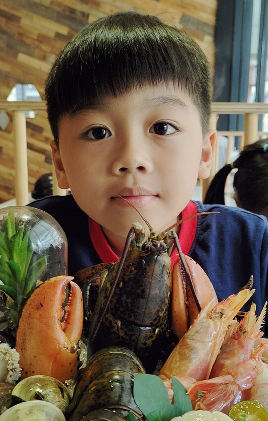 台南東區『花花世界鍋物』