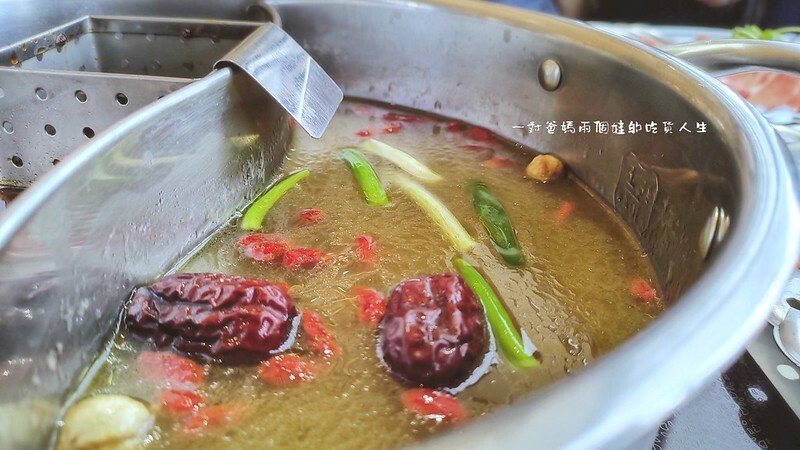 台南東區『花花世界鍋物』