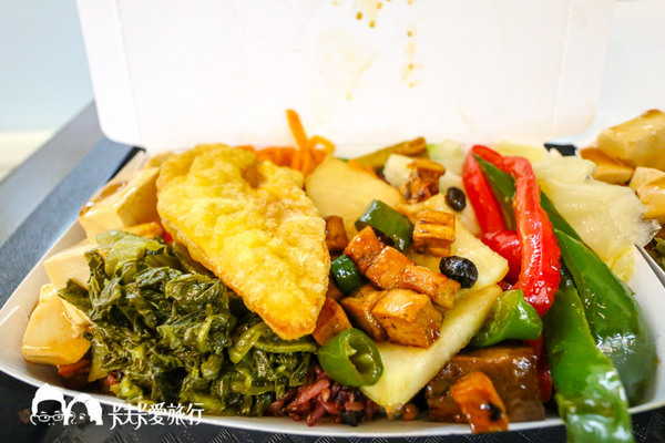 結善緣素食坊：【礁溪蔬食】結善緣素食坊｜高CP值吃到飽！嚴選蔬食必吃炸地瓜和麻辣臭豆腐