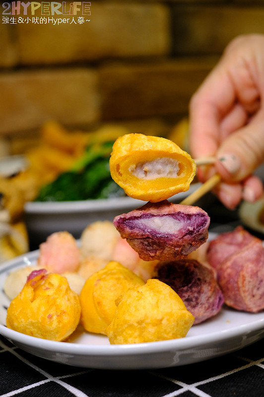 饗炸炸物食堂│就愛脆皮雞排咬下時的清脆聲響!特殊刷醬讓炸物好夠味,使用脫油機讓炸物不油膩喔~ @強生與小吠的Hyper人蔘~ 台中北屯宵夜,台中北屯炸物,台中北屯美食,台中北屯雞排,台中宵夜,台中炸物,台中雞排,台中鹽酥雞,饗炸 北屯店,饗炸 北屯店 地址,饗炸 炸物食堂 北屯總店,饗炸 菜單 @強生與小吠的Hyper人蔘~