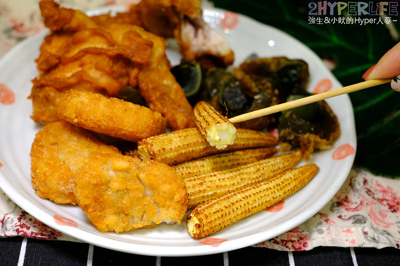 饗炸炸物食堂│就愛脆皮雞排咬下時的清脆聲響!特殊刷醬讓炸物好夠味,使用脫油機讓炸物不油膩喔~ @強生與小吠的Hyper人蔘~ 台中北屯宵夜,台中北屯炸物,台中北屯美食,台中北屯雞排,台中宵夜,台中炸物,台中雞排,台中鹽酥雞,饗炸 北屯店,饗炸 北屯店 地址,饗炸 炸物食堂 北屯總店,饗炸 菜單 @強生與小吠的Hyper人蔘~