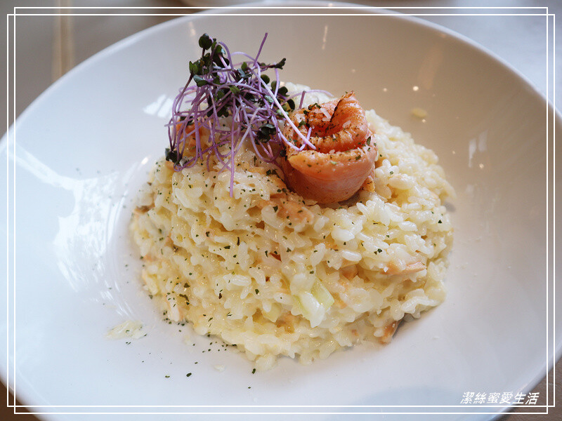 桃園市桃園區旅人咖啡館-桃園/給自己一杯咖啡的時間~網美系美味早午餐