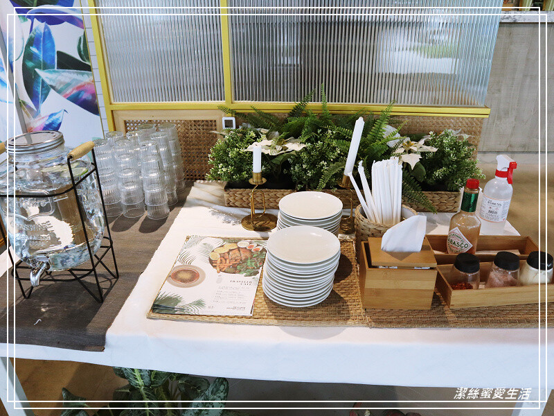 桃園市桃園區旅人咖啡館-桃園/給自己一杯咖啡的時間~網美系美味早午餐