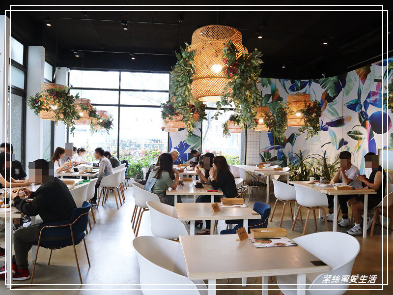 桃園市桃園區旅人咖啡館-桃園/給自己一杯咖啡的時間~網美系美味早午餐