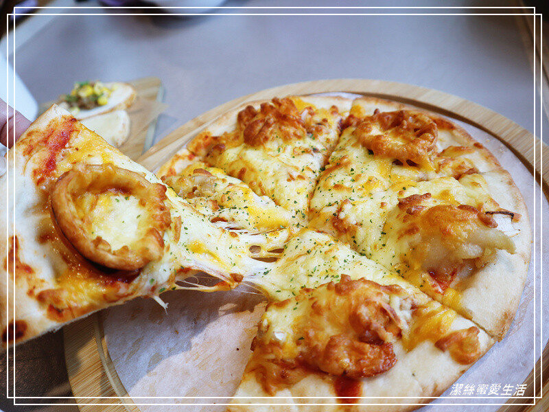 桃園市桃園區旅人咖啡館-桃園/給自己一杯咖啡的時間~網美系美味早午餐