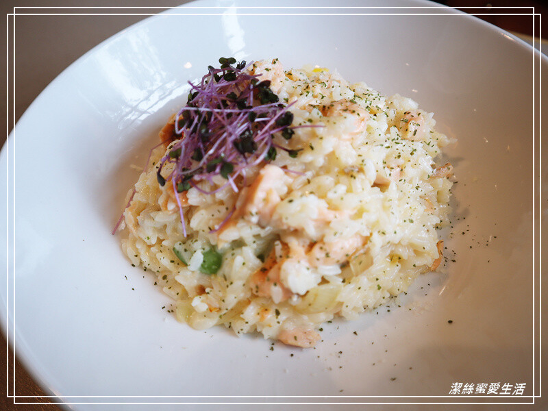 桃園市桃園區旅人咖啡館-桃園/給自己一杯咖啡的時間~網美系美味早午餐