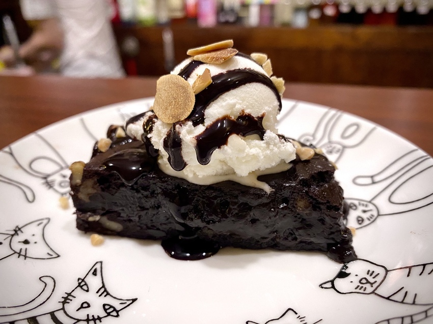 IMG_1520.HEIC IMG_1520.HEIC