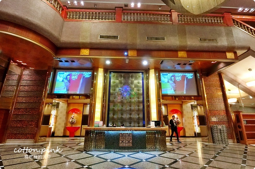 台中唱歌新選擇!尊龍KTV超級優惠便宜到嚇人!訂桌菜再享免費歡唱~