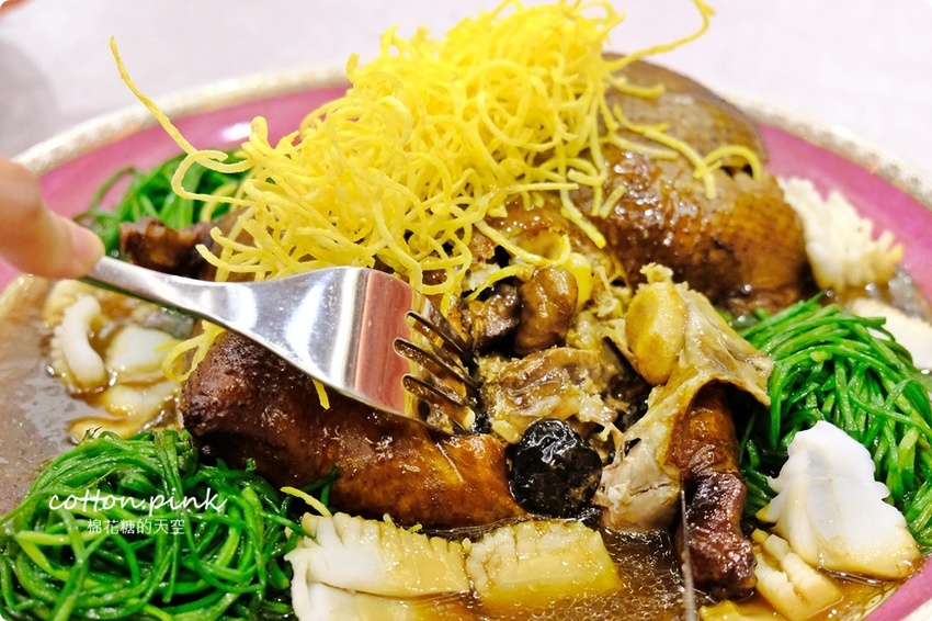 台中唱歌新選擇!尊龍KTV超級優惠便宜到嚇人!訂桌菜再享免費歡唱~