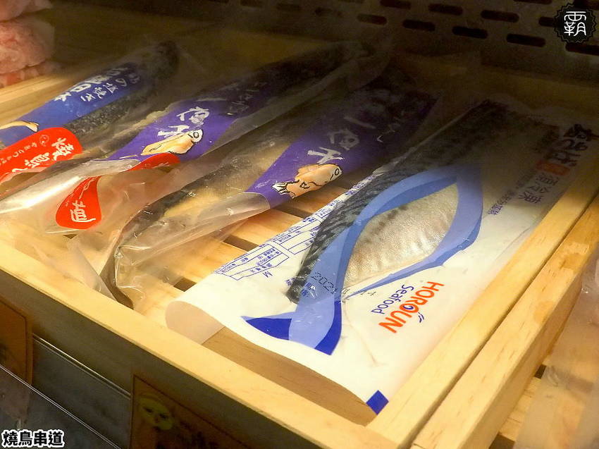 燒鳥串道平價串燒,燒肉攤價位搭配懷舊澡堂,內用茶泡飯還能吃到飽!