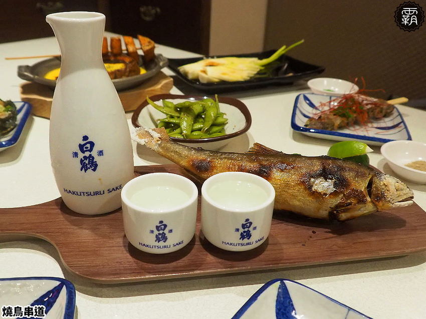 燒鳥串道平價串燒,燒肉攤價位搭配懷舊澡堂,內用茶泡飯還能吃到飽!