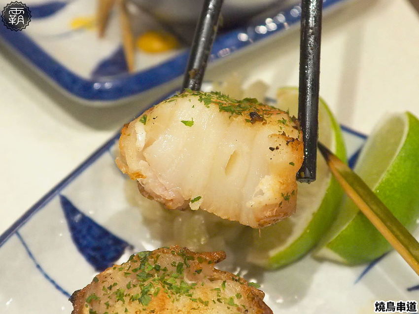 燒鳥串道平價串燒,燒肉攤價位搭配懷舊澡堂,內用茶泡飯還能吃到飽!