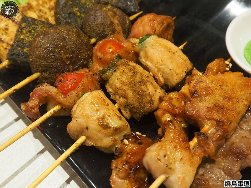 燒鳥串道平價串燒,燒肉攤價位搭配懷舊澡堂,內用茶泡飯還能吃到飽!