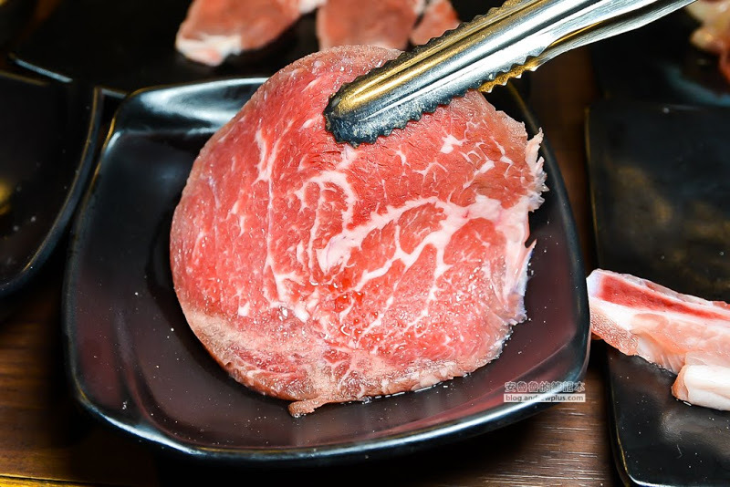 上禾町日式燒肉(北新店)-和牛、帝王蟹、伊比利豬隨你吃到飽