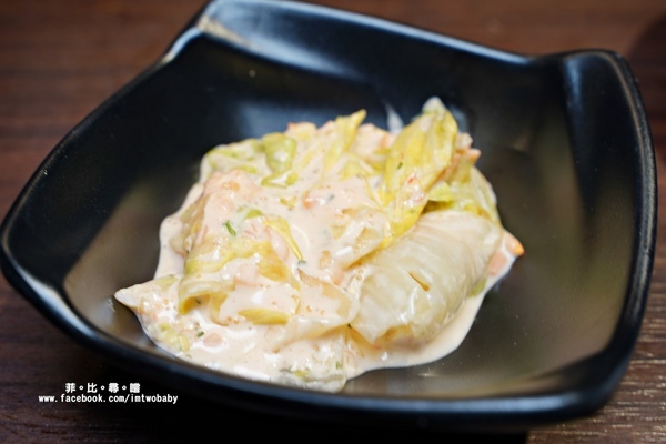 上禾町日式燒肉(北新店)：上禾町日式燒肉-北新店 燒肉食べ放題 燒肉+鍋物頂級食材吃到飽 澎湖直送生蠔/泰國蝦/生啤酒 超值饗宴吃爽爽！