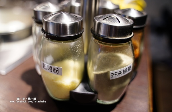 上禾町日式燒肉(北新店)：上禾町日式燒肉-北新店 燒肉食べ放題 燒肉+鍋物頂級食材吃到飽 澎湖直送生蠔/泰國蝦/生啤酒 超值饗宴吃爽爽！